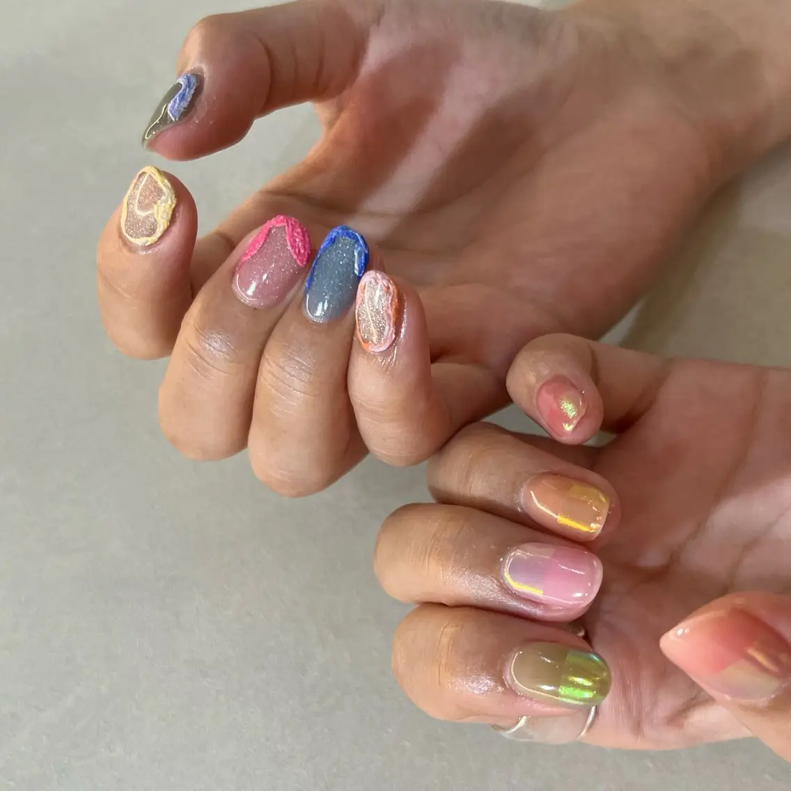 ネイル ミラーネイル ハンドネイル shio ♡ 26日空きありのネイルデザイン