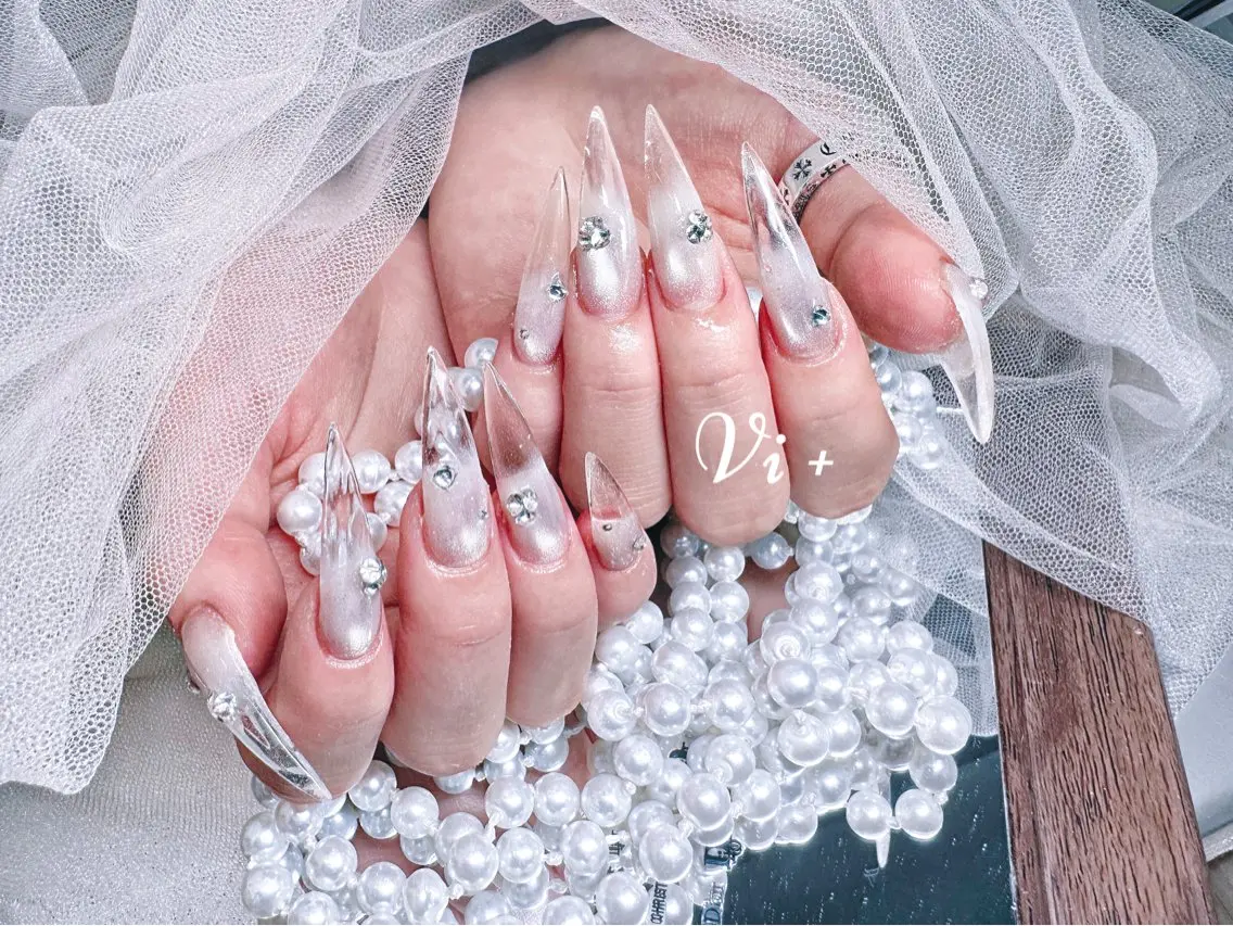 ネイル ハンドネイル ✨Nailsalon Vi+✨のネイルデザイン