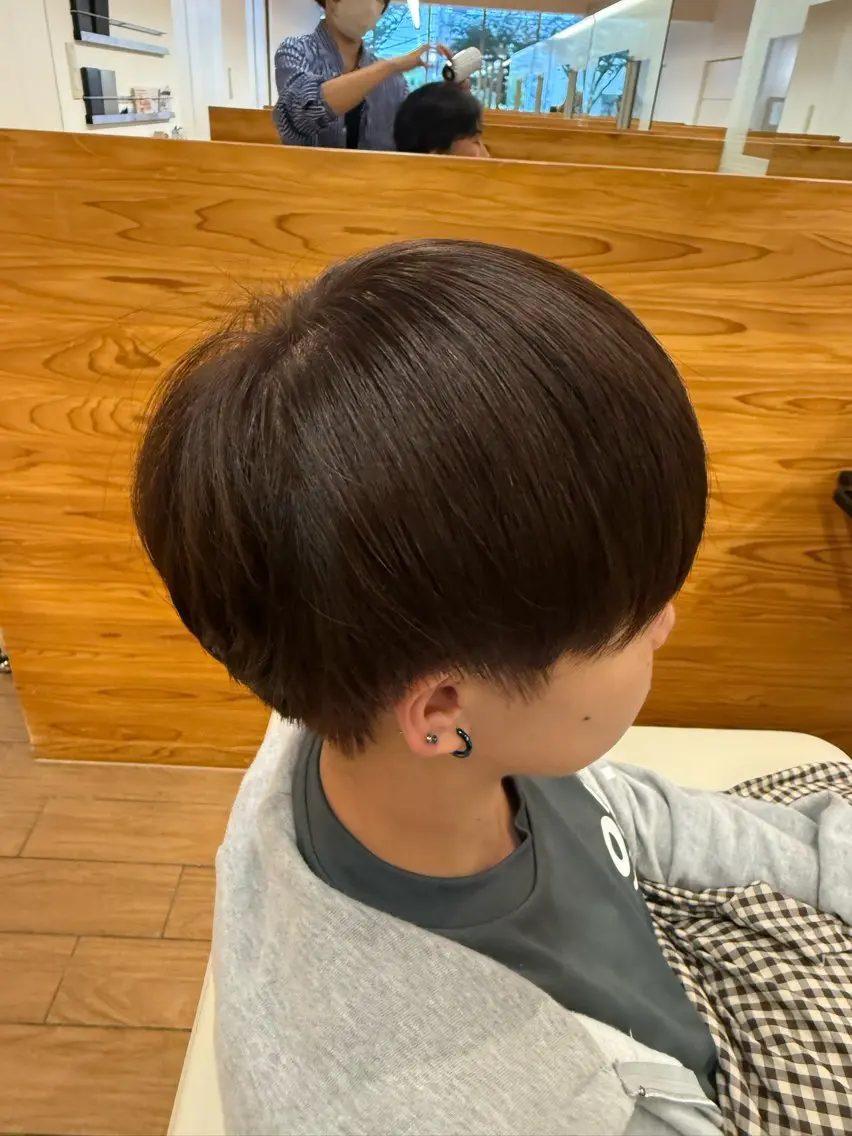 ショート カラー ブラウンカラー ナチュラルブラウン ヘアカラー 🫐佐藤 志乃　艶 カラー/カット🫐のヘアスタイル
