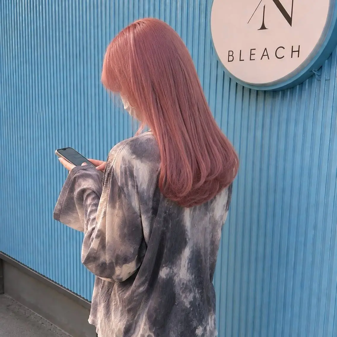 ロング カラー ヘアカラー トリートメント 《髪質改善 UN BLEACH》のヘアスタイル