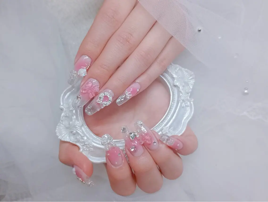 ネイル フットネイル フレンチネイル ジェルネイル ガラスフレンチ 韓国ネイル ハンドネイル ハンドケア The Nail & Eye Lashの眉毛・アイブロウイメージ