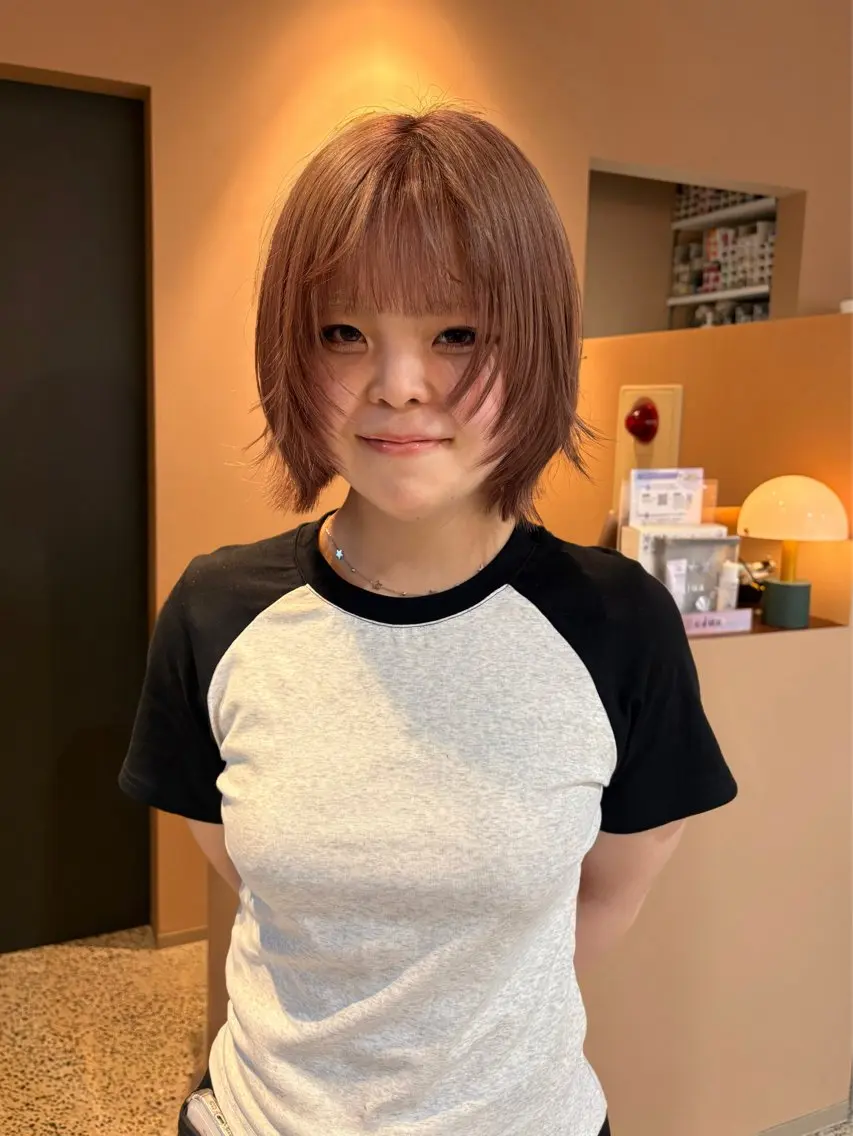 ショート ボブレイヤー ボブ レイヤーカット 小顔カット カット 韓国レイヤー YOKE reinaのヘアスタイル