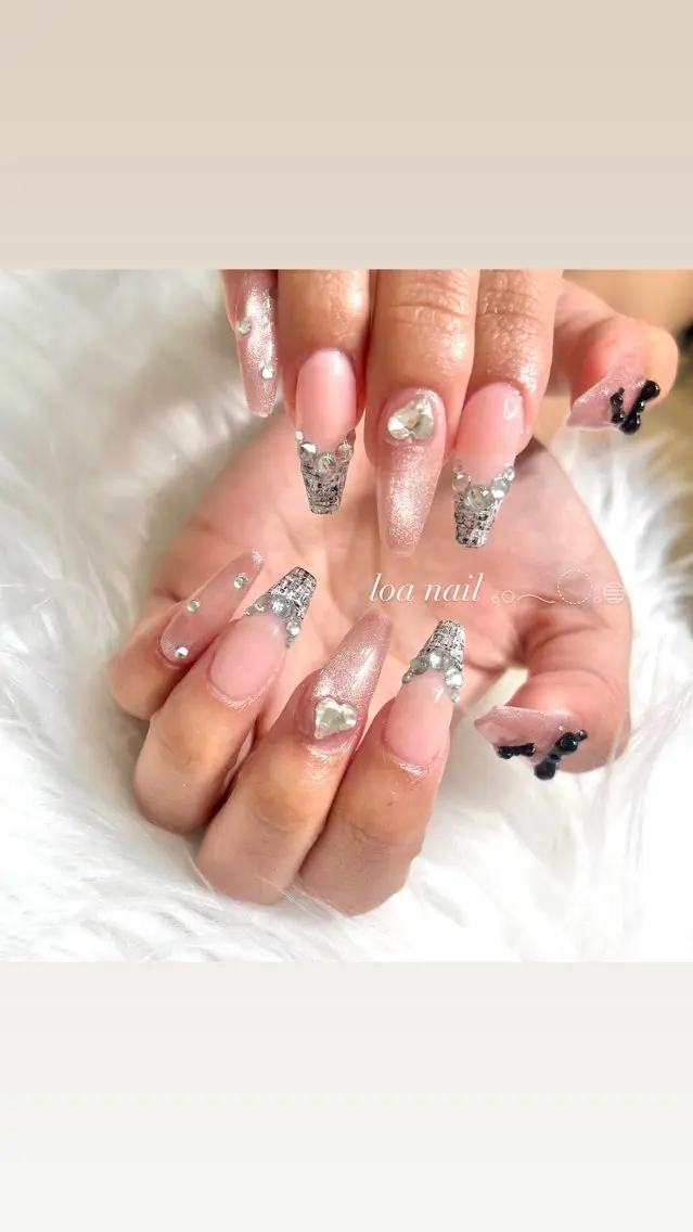 ネイル フレンチネイル ツイードネイル ハンドネイル loa nailのネイルデザイン