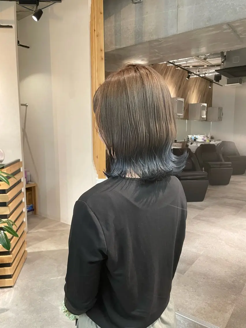 ミディアム カラー ブルーカラー ブラウンカラー ナチュラルブラウン カット ヘアカラー 久保田 千尋のヘアスタイル