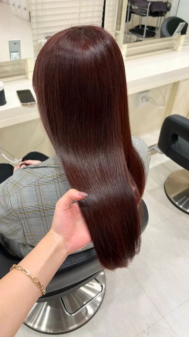 ロング カラー ブリーチ ダブルカラー ブリーチなしカラー レッドカラー 大人上品ベージュ 🎀HARUNAのヘアスタイル