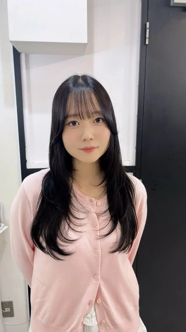 ロング カラー 黒髪 ブルーカラー ブルーブラック レイヤーカット カット ヘアカラー トリートメント レイヤー/ブリーチ/ エクステ💫ひかるのヘアスタイル