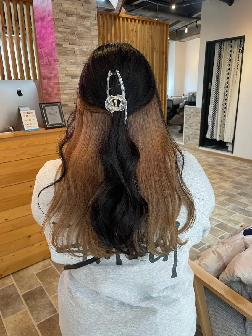 ロング カラー ベージュカラー カット ヘアカラー トリートメント YUI/ ブリーチカラー🌷のヘアスタイル