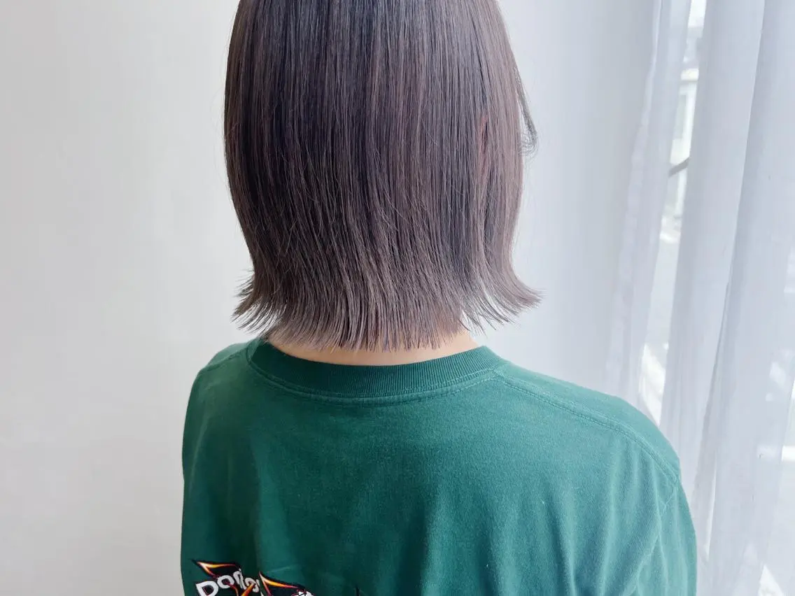 ショート カラー ブリーチ 透明感カラー グレージュ カット ヘアカラー トリートメント タカハシ ハヤトのヘアスタイル