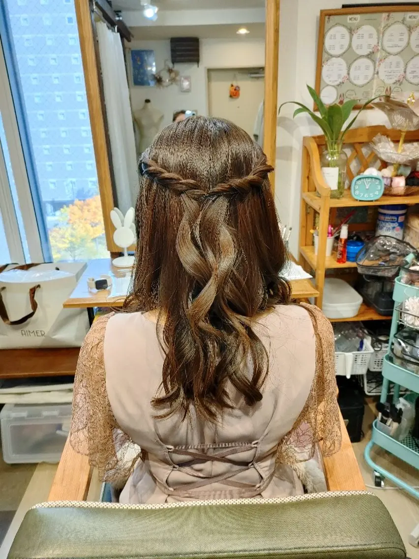ヘアアレンジ ヘアセット HempBeauty 浅野アサミのヘアスタイル