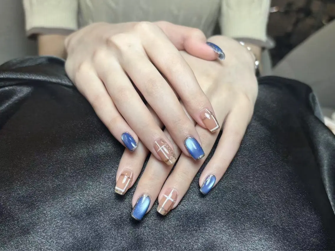 ネイル チークネイル 長さ出し フラッシュネイル フットネイル フレンチネイル Aina nail salonのネイルデザイン