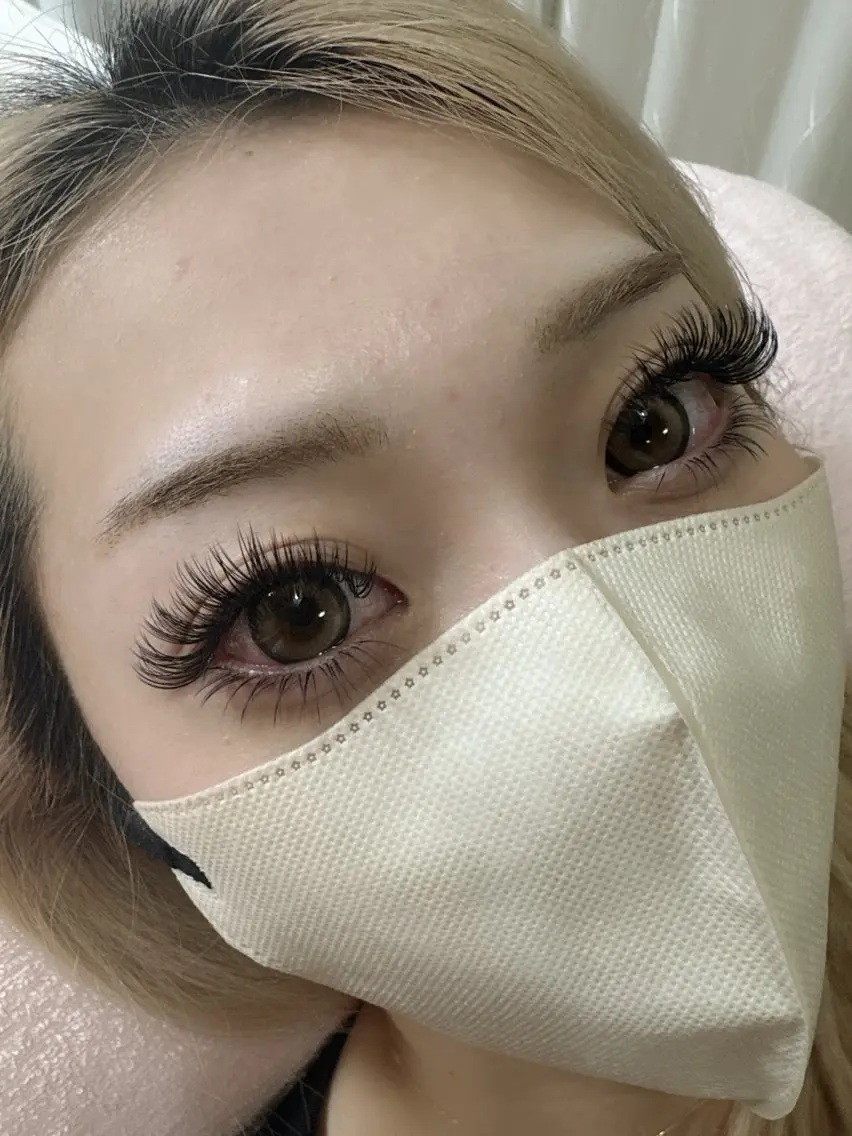 マツエク・マツパ バインドロック 伊藤名紬 マツエク専門のマツエク・マツパデザイン