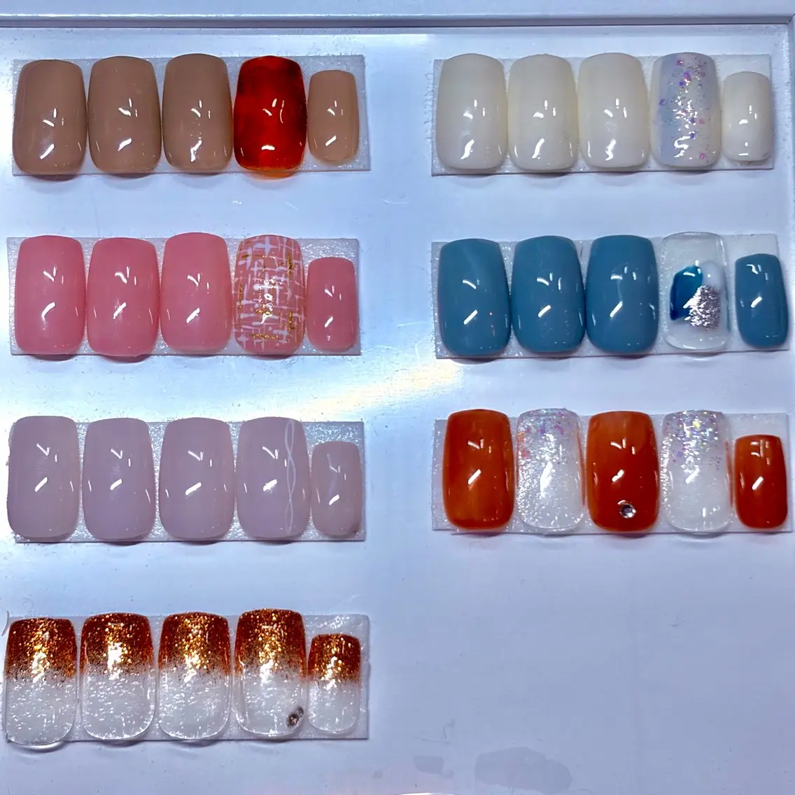 【ハンドジェル】オフ有　定額デザイン期間限定 練習モデル　＊カラーは変更できます！【現金のみ】になります。の写真