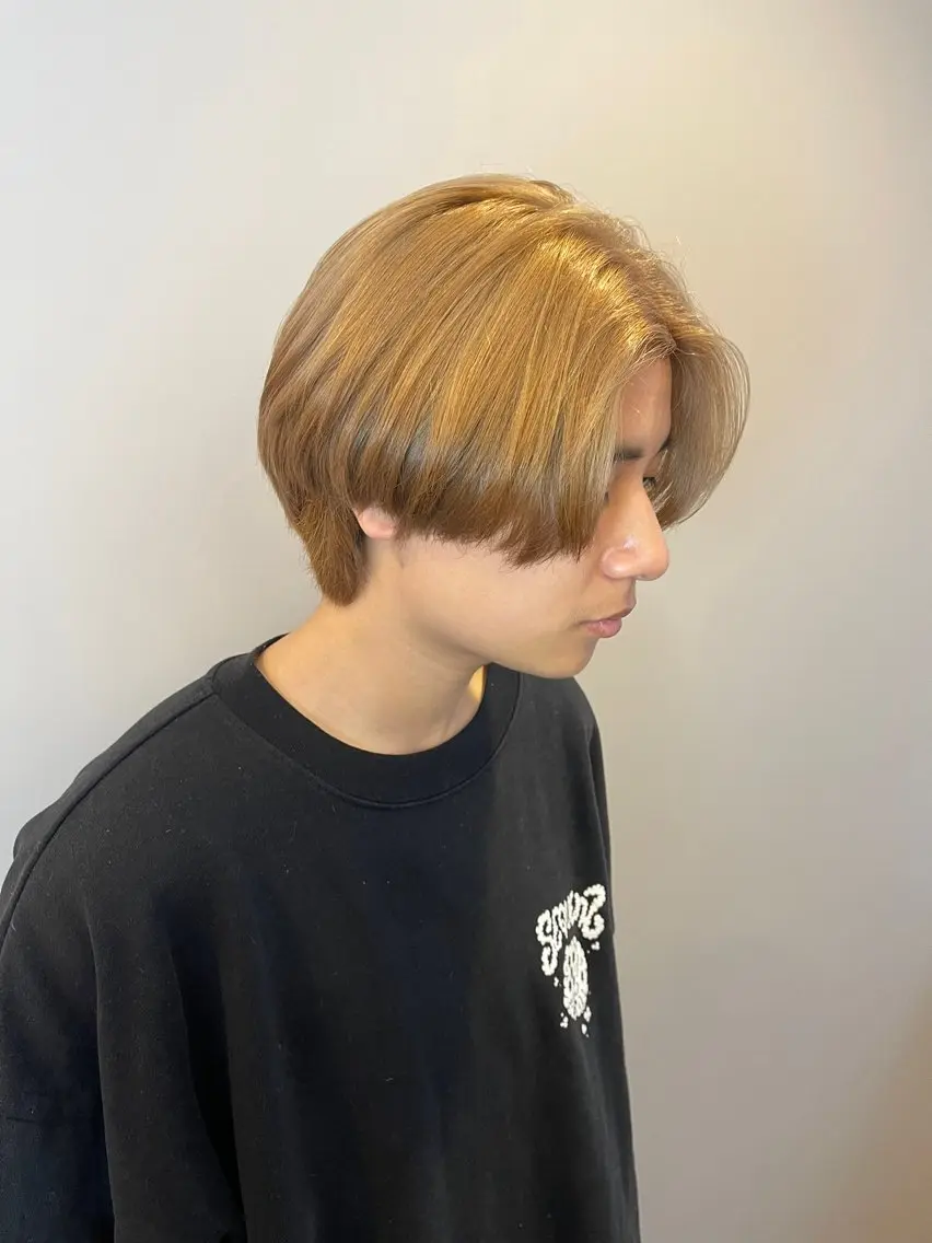 ショート カラー メンズ ベージュカラー ミルクティーベージュ カット ヘアカラー 高品質シールエクステ /艶髪/HIROのヘアスタイル