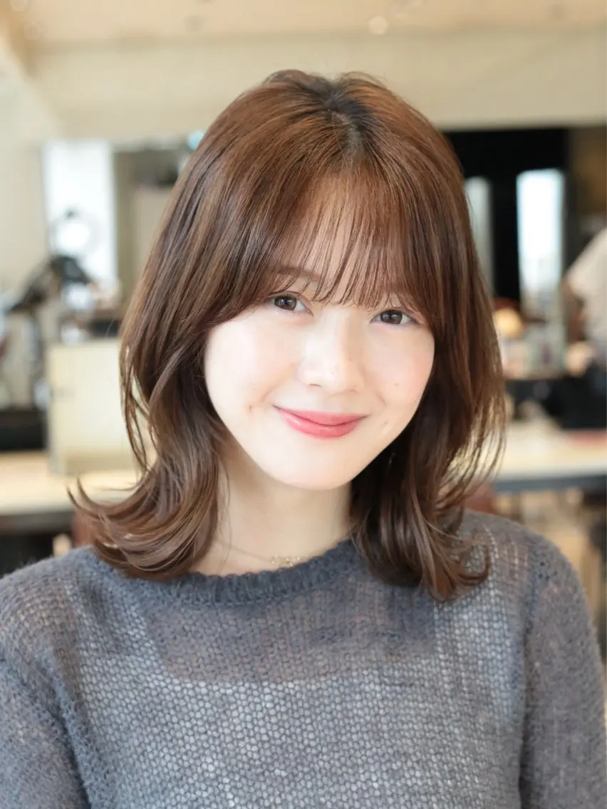 ミディアム カラー くびれヘア レイヤーカット カット ヘアカラー トリートメント 髙木美緒🌿 レイヤー/アレンジのヘアスタイル