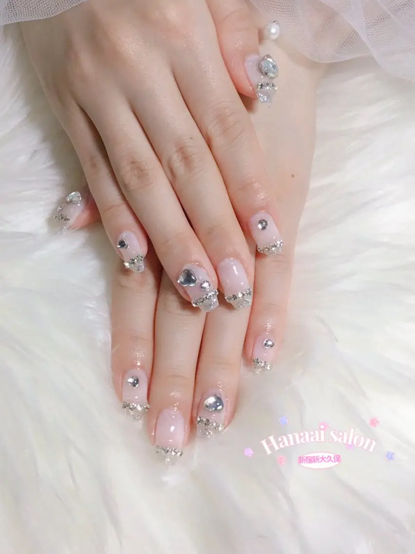 ミディアム ハンドネイル Hanaai Salon新大久保店のネイルデザイン