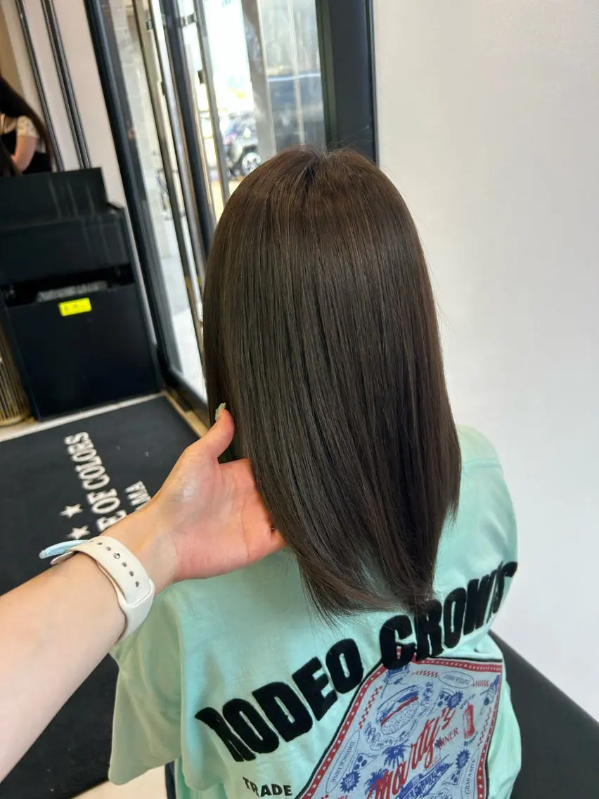 ミディアム カラー ベージュカラー ミント ミントベージュ 髪質改善 トリートメント ヘアカラー トリートメント ishizuka toaのヘアスタイル