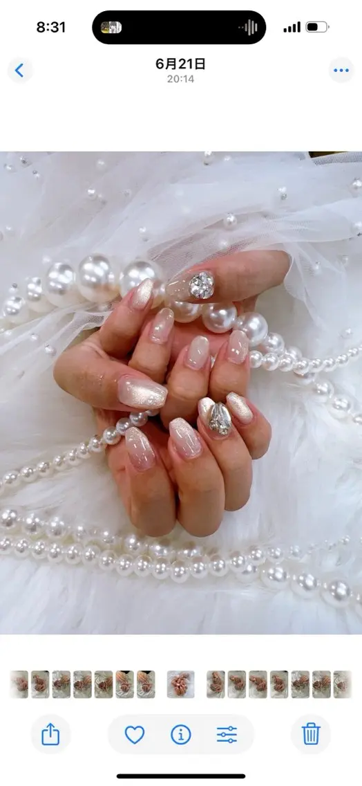 ネイル フットネイル フレンチネイル ジェルネイル ガラスフレンチ グラデーション ハンドネイル Queeens nailのネイルデザイン