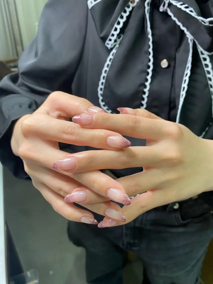 (オフ込み)ラメグラ6100円✨の写真