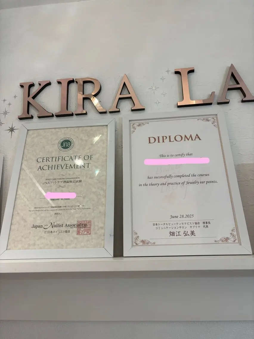 ネイル フットネイル kira-la キララ･:*..のネイルデザイン