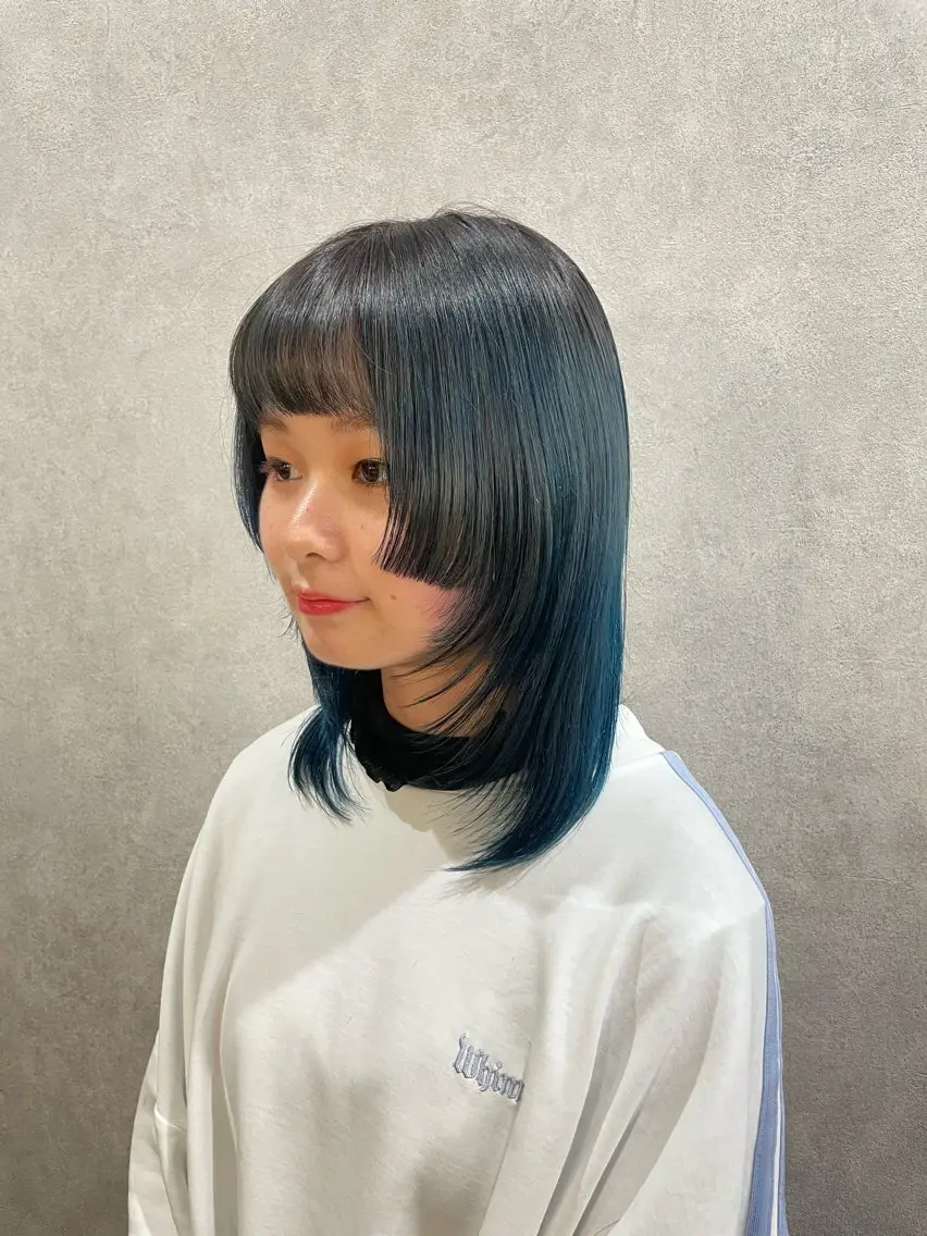 セミロング カラー ERINA🐸垢抜け ミディアム/レイヤーのヘアスタイル