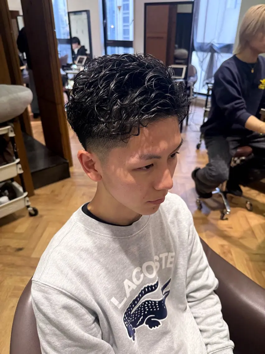 ショート パーマ メンズ メンズパーマ 溝口 槙里也のヘアスタイル
