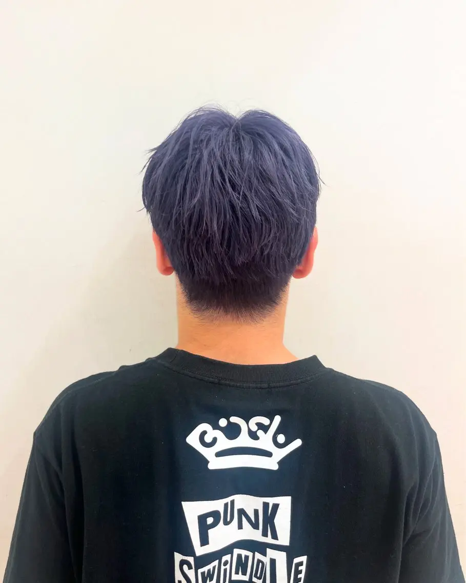カラー メンズ 荒川 三希のヘアスタイル
