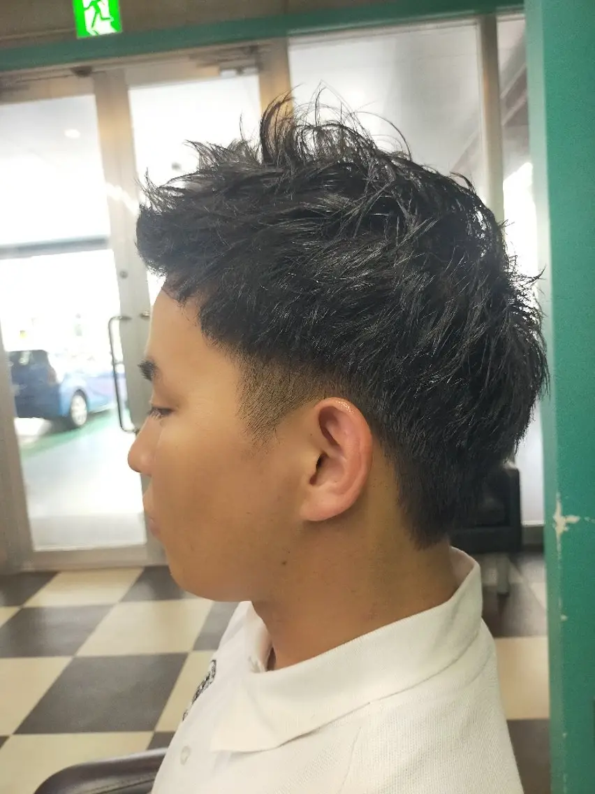 ショート メンズ モヒカン MASA Raffinrのヘアスタイル