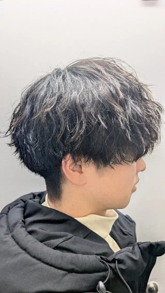 『垢抜け間違えなし‼️』メンズカット＋特殊パーマ🌀(ツイスト波巻きシャドウパーマなど)の写真