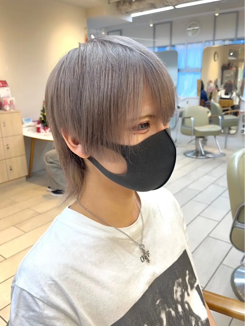 カラー メンズ ベージュカラー ホワイトベージュ カット ヘアカラー 🌞塙　湧貴🌞 スパイキーショートのヘアスタイル