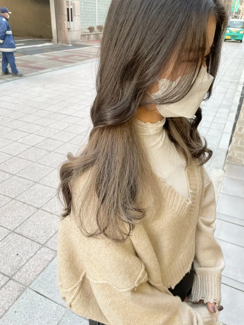 【💚初めてのポイントカラーにも🕊️】カット＋イヤリングカラー＋3stepトリートメント🌿🫧の写真