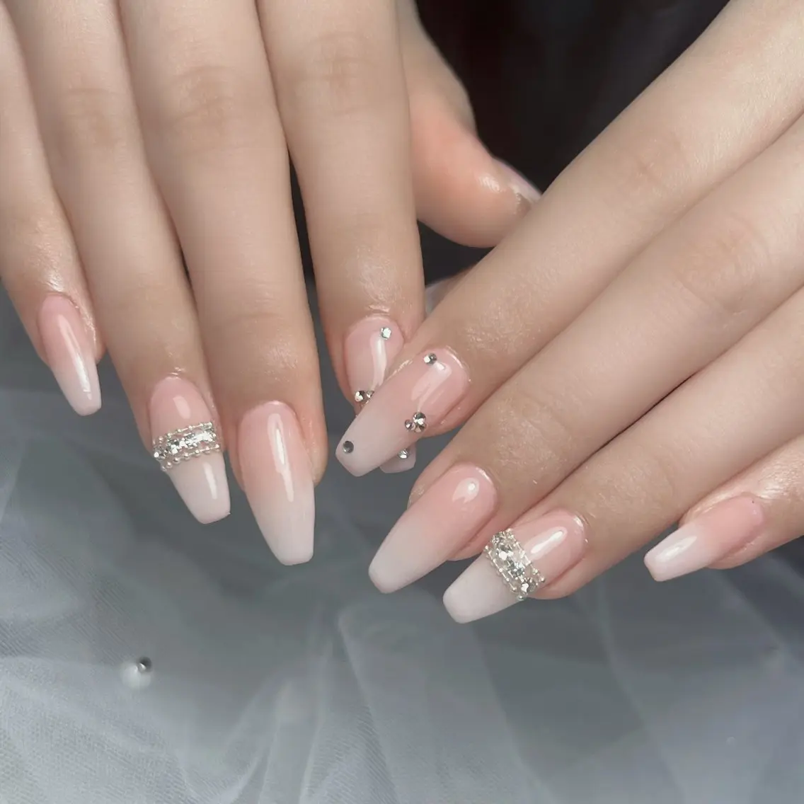 ネイル ハンドネイル miku 🦋nailのネイルデザイン