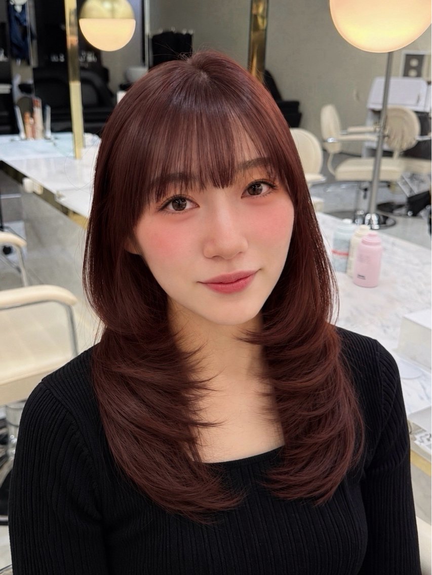 ロング カラー ケアカラー 透明感カラー ピンクカラー ローズカラー くびれヘア カット ヘアカラー aku🩷韓国レイヤ ー暖色カラー🎀のヘアスタイル