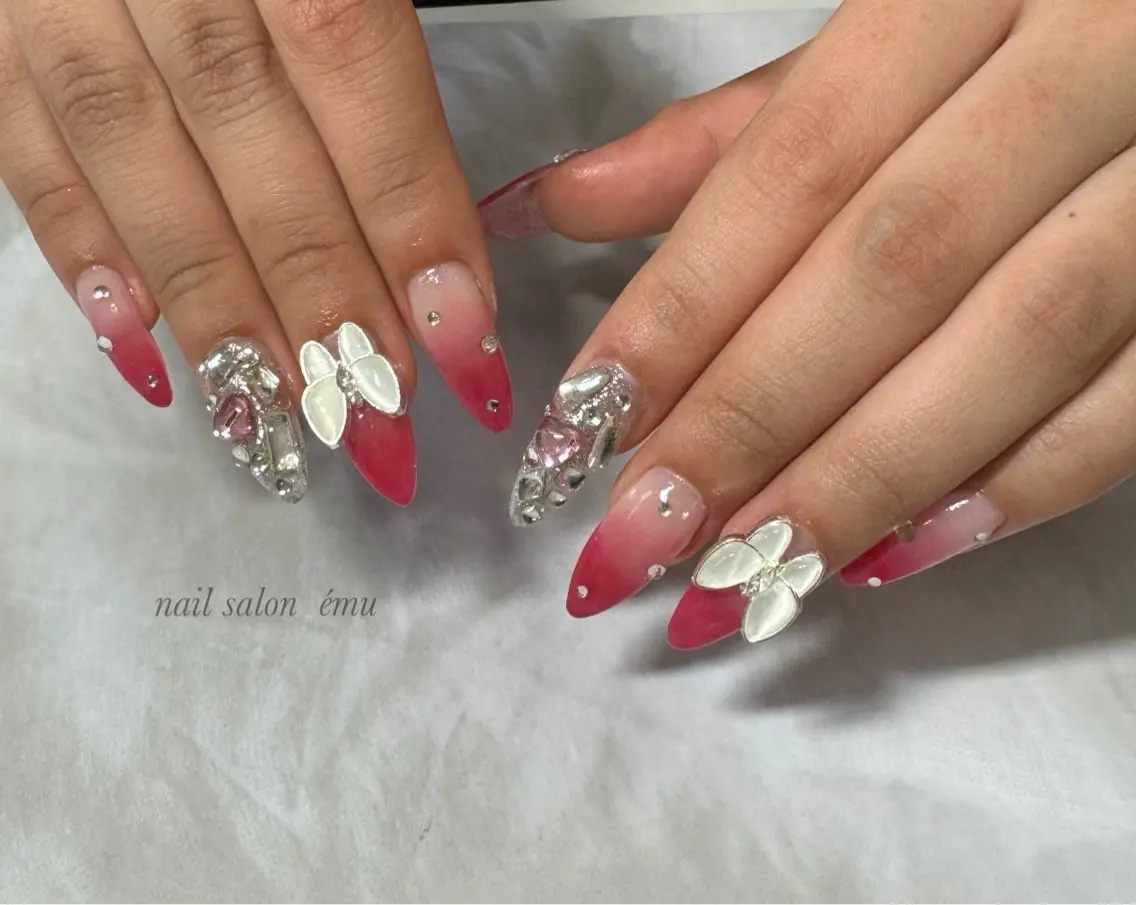 ロング ハンドネイル nail salon émuのネイルデザイン