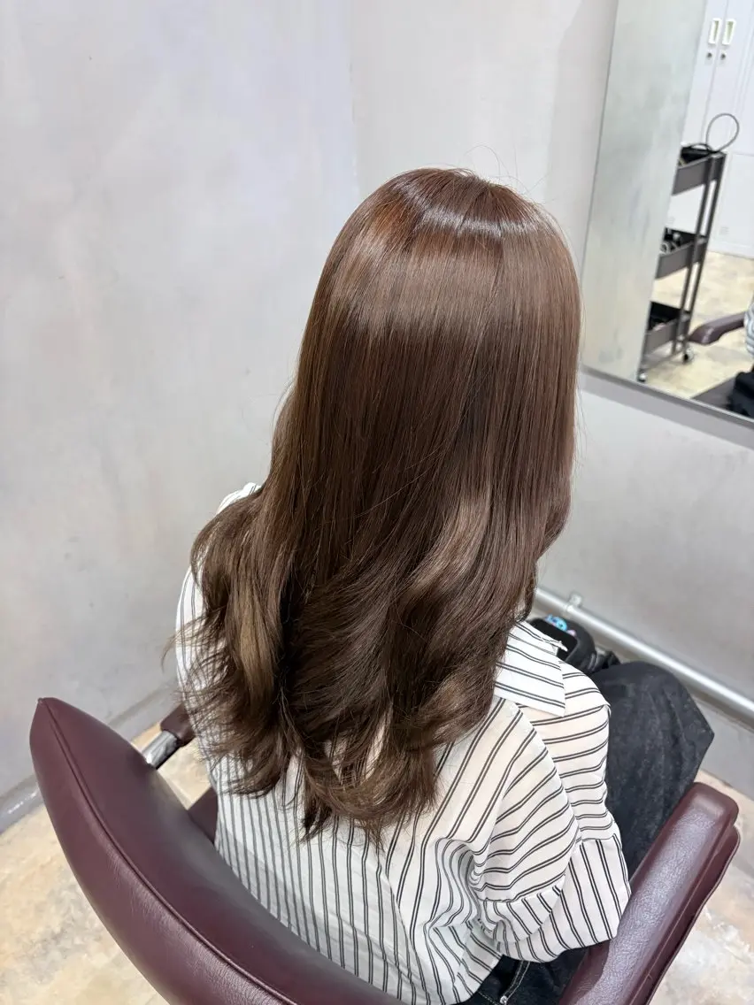 セミロング ヘアカラー トリートメント 寺下 璃桜のヘアスタイル