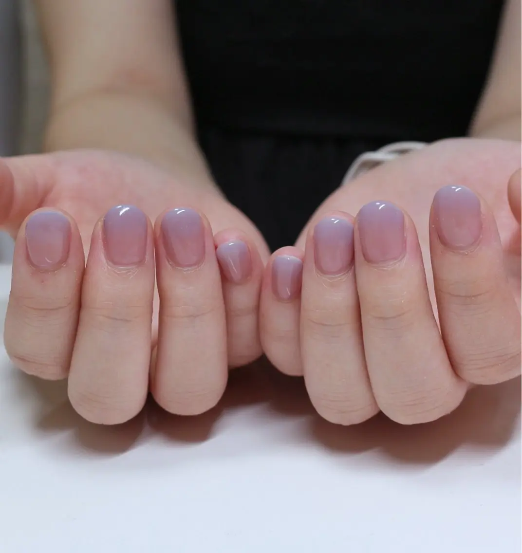 ネイル グラデーション 韓国ネイル ニュアンスネイル ピンク パープル ハンドネイル Baku Nailsのネイルデザイン