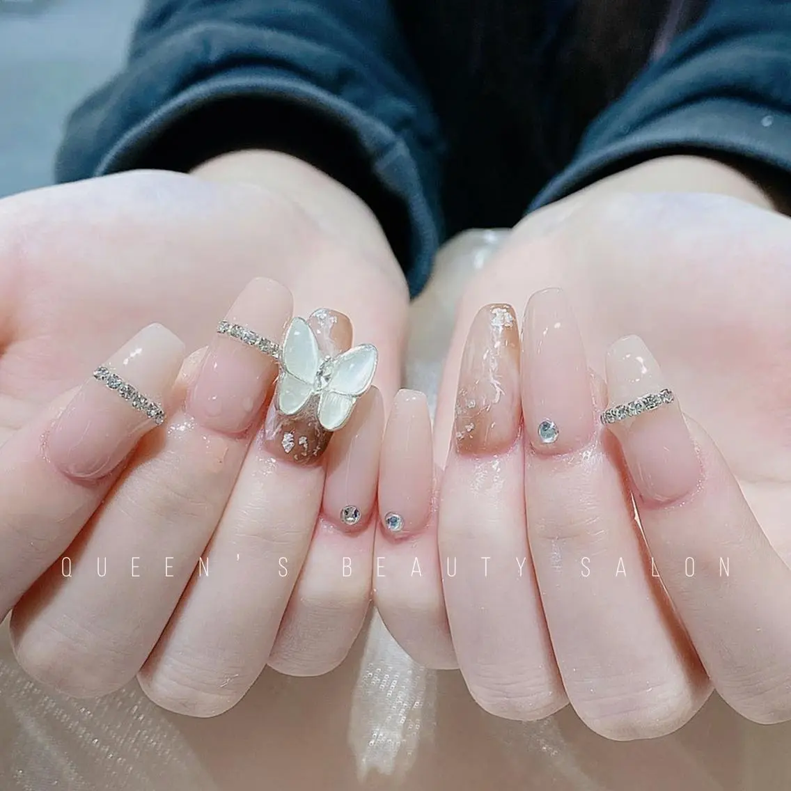 ネイル ハンドネイル Queens マオのネイルデザイン