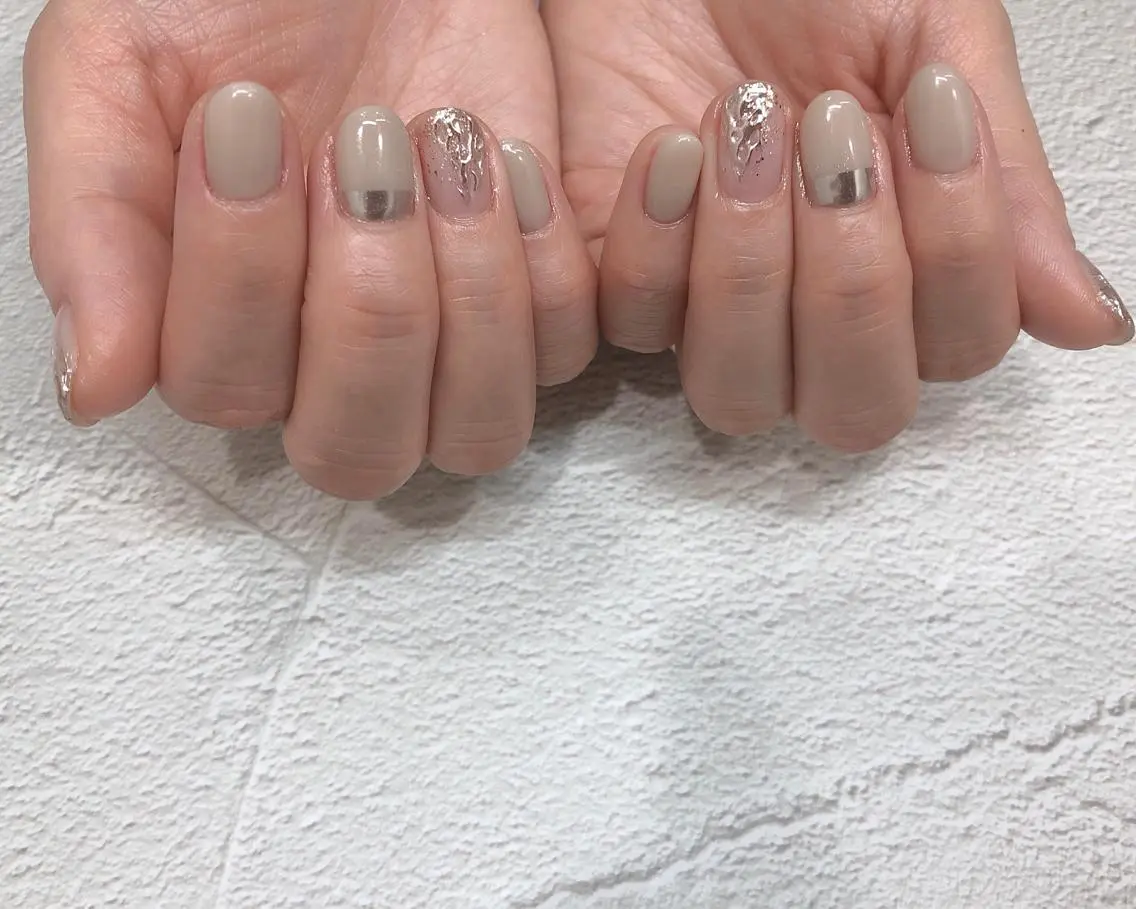 ネイル ミラーネイル ハンドネイル saki_ nail heronのネイルデザイン