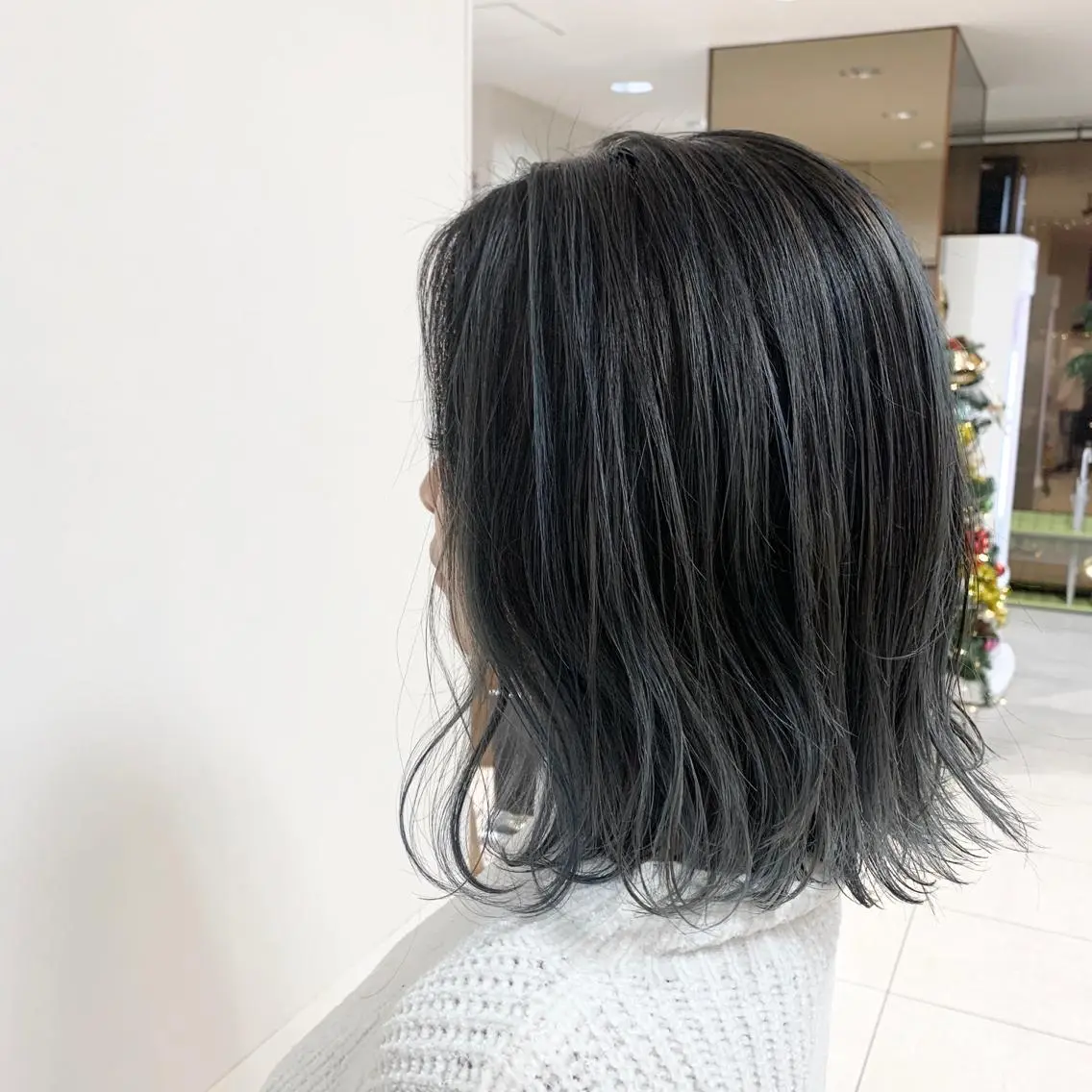 ミディアム カラー ヘアアレンジ ヘアカラー トリートメント 【Sweep】おじま のぞみのヘアスタイル