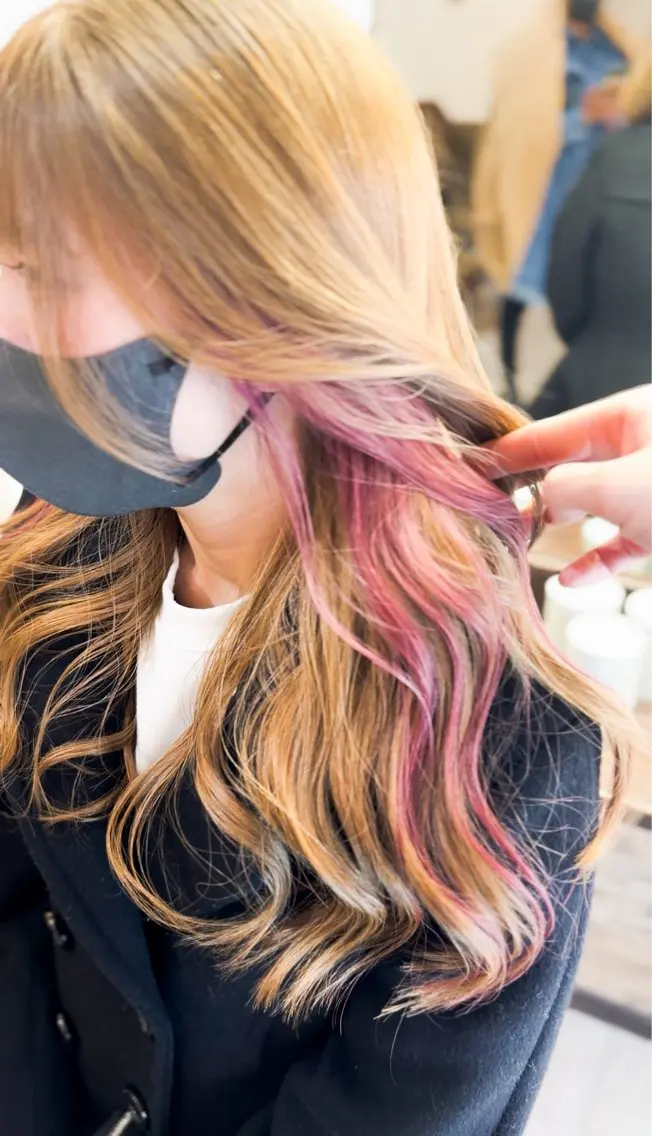 ロング レイヤーカット カット ヘアカラー 飯星慧斗 /ブリーチ、縮毛矯正のヘアスタイル