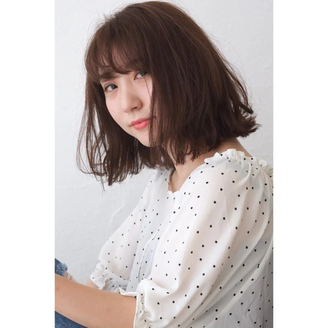 ミディアム カラー イルミナカラー fio マナミのヘアスタイル