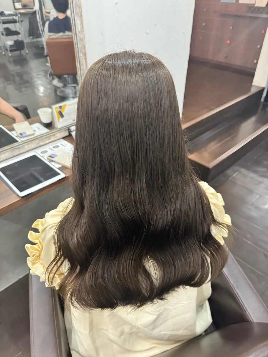 セミロング ヘアカラー トリートメント 難波 茜のヘアスタイル