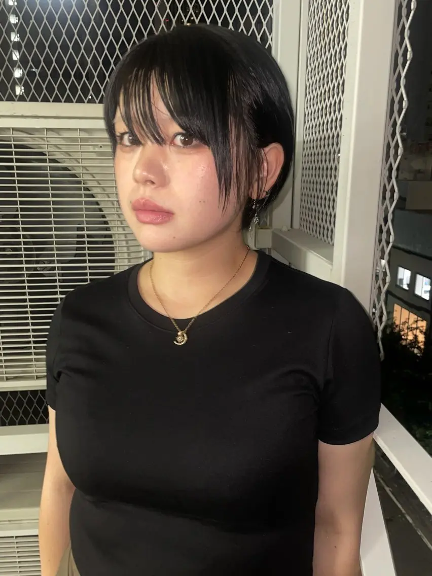 ショート カラー 黒髪 透明感カラー ヘアカラー タケナカ アイリのヘアスタイル