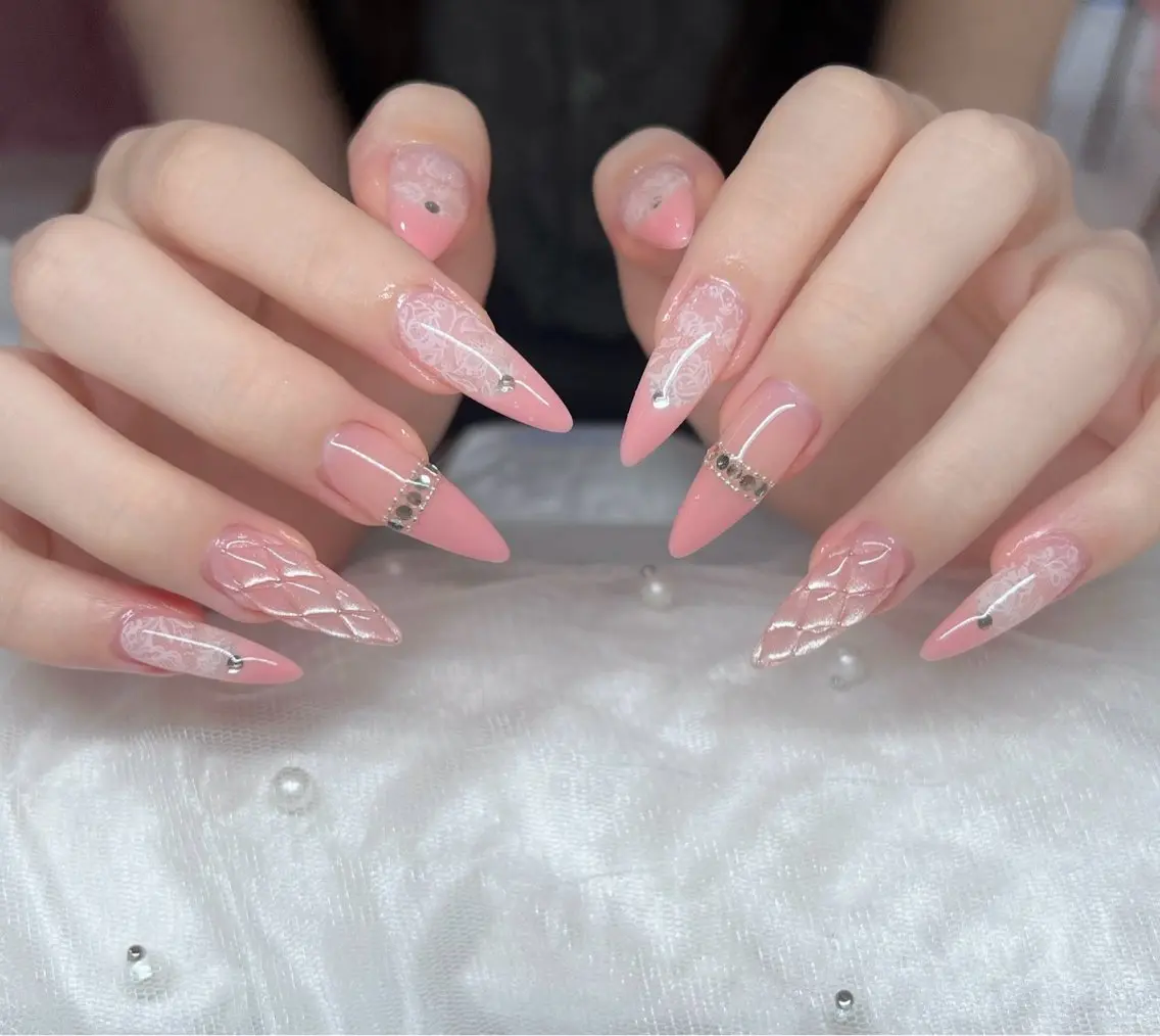ネイル 🎀Lilla💎 Nail Salonのネイルデザイン