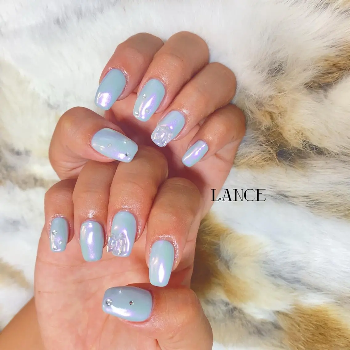 ミディアム ネイル オーロラネイル フットネイル フレンチネイル ジェルネイル ミラーネイル ハンドネイル Lance nailのネイルデザイン