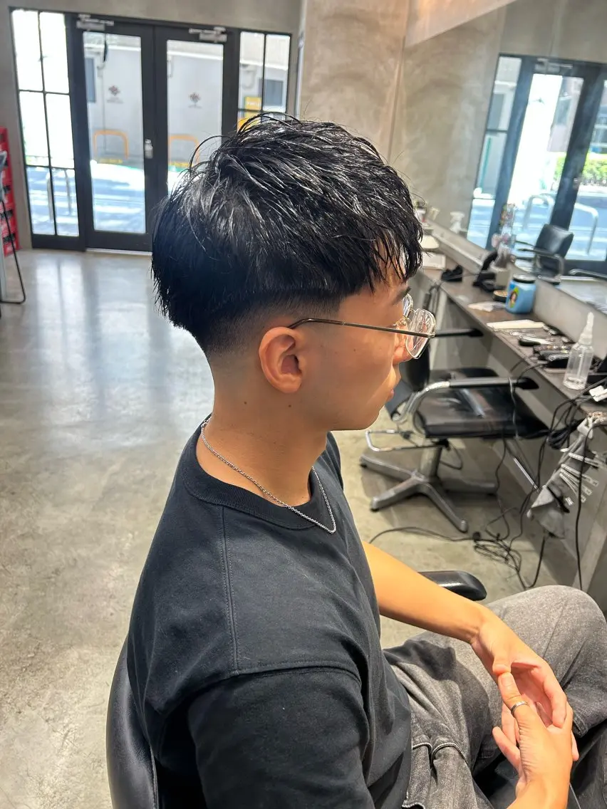 ショート メンズ フェードカット カット ヘアセット 明大前/フェード /海外パーマ/岳のヘアスタイル