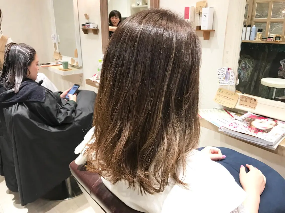ミディアム カラー グラデーションカラー ハイライトカラー ハイライト メンズ指名多数!! 田島史也のヘアスタイル