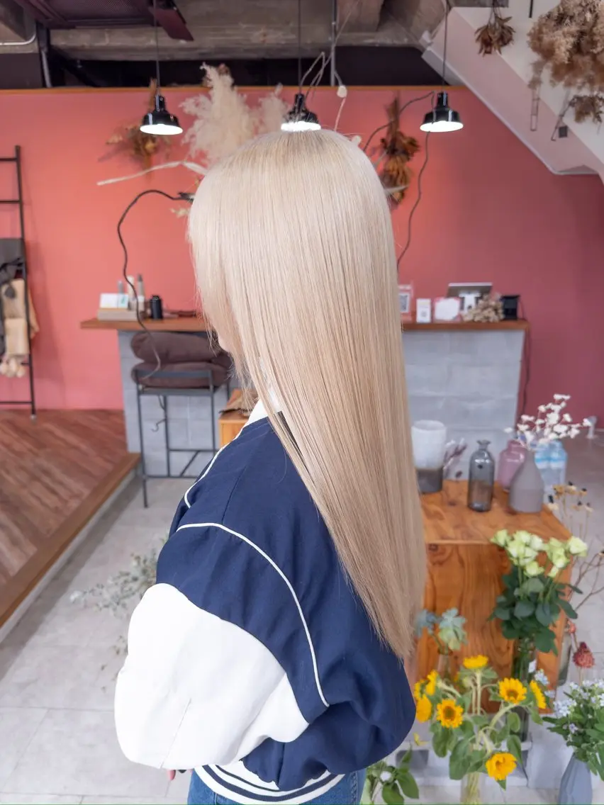 ロング カラー ベージュカラー ヘアカラー 🎨カラー専門家🎨 チャーリーのヘアスタイル