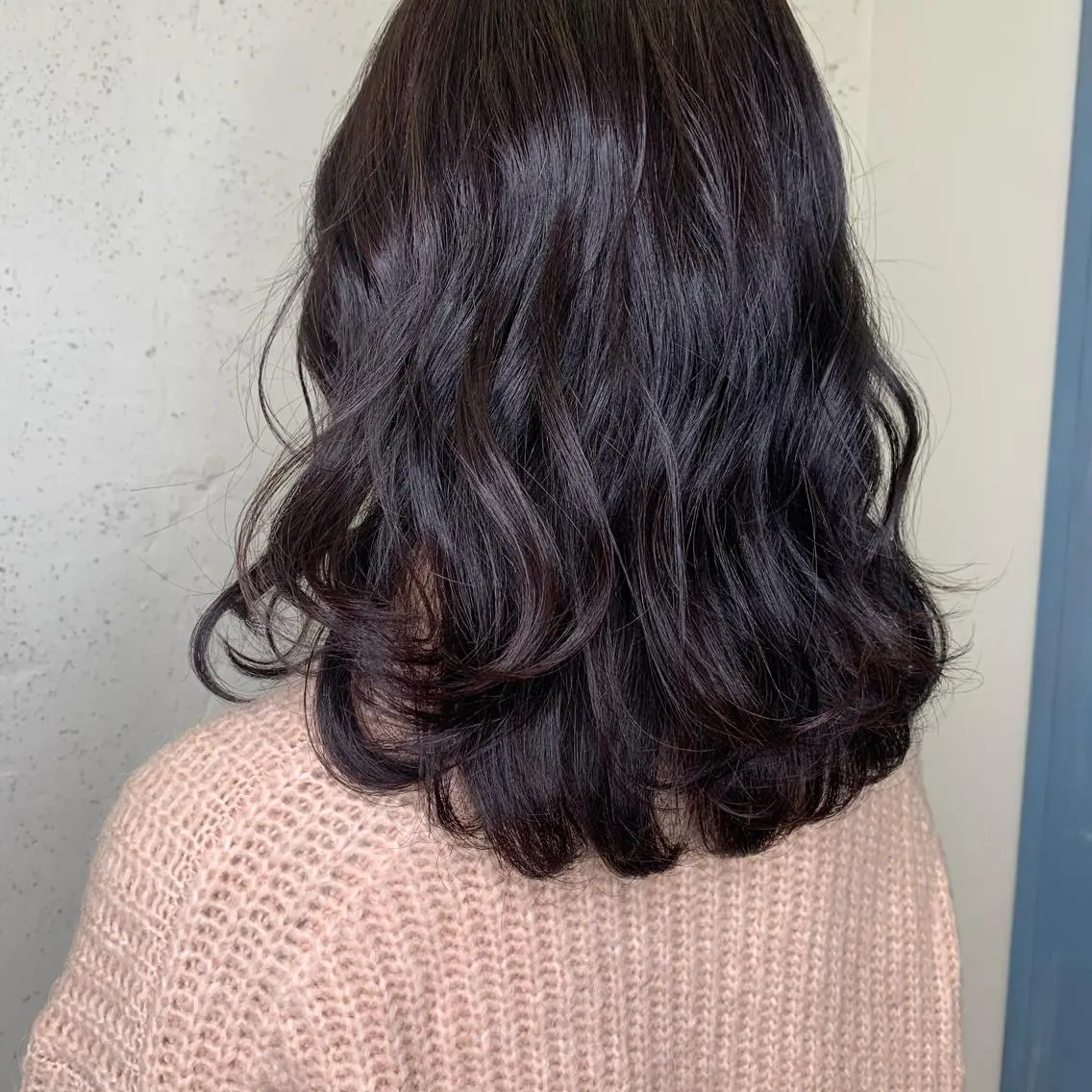 ミディアム カラー 透明感ハイトーン🦄 キラ🌈のヘアスタイル
