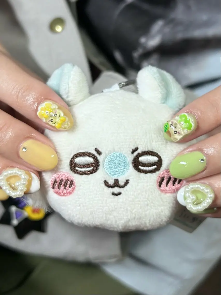 ネイル ハンドネイル IROHA NAIL 愛音のネイルデザイン