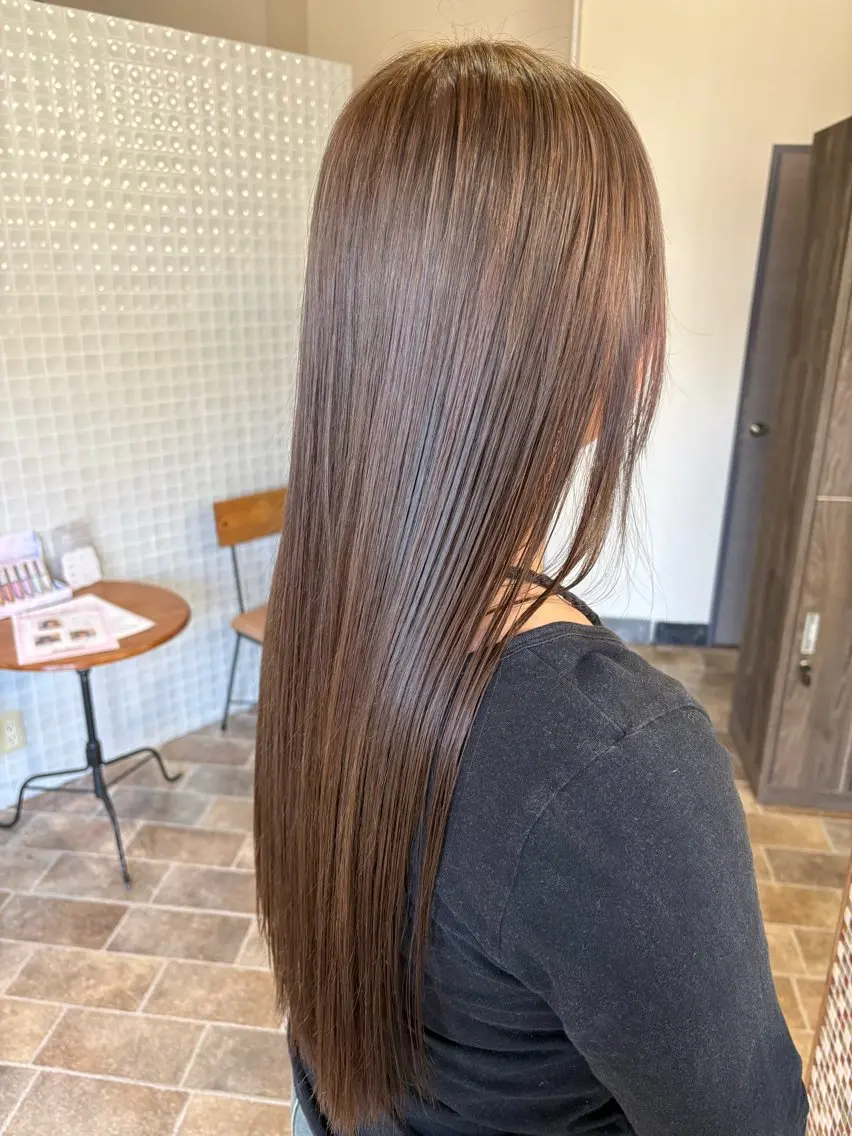 ロング カット ヘアカラー トリートメント 礒谷 夏帆のヘアスタイル